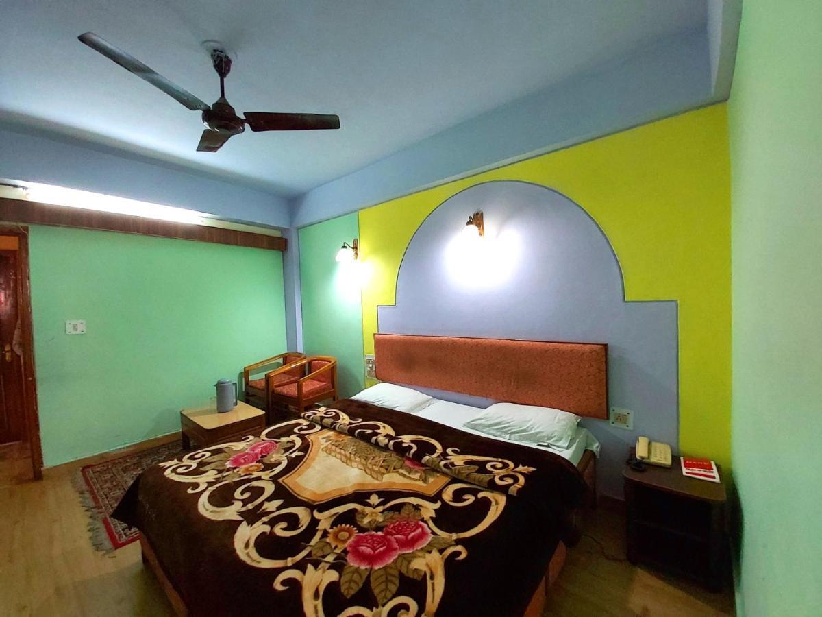 Hotel Radhe Continental Nainital Εξωτερικό φωτογραφία