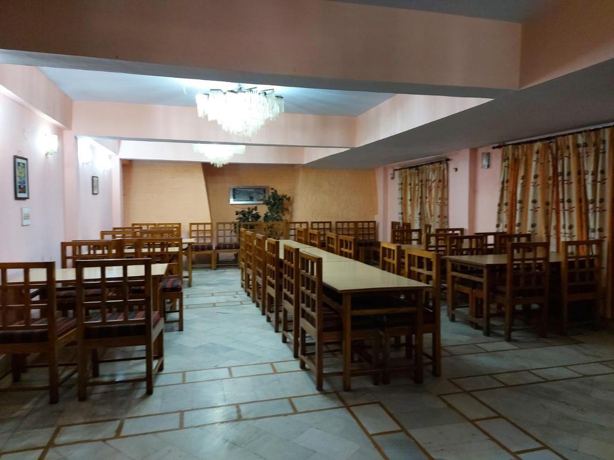Hotel Radhe Continental Nainital Εξωτερικό φωτογραφία