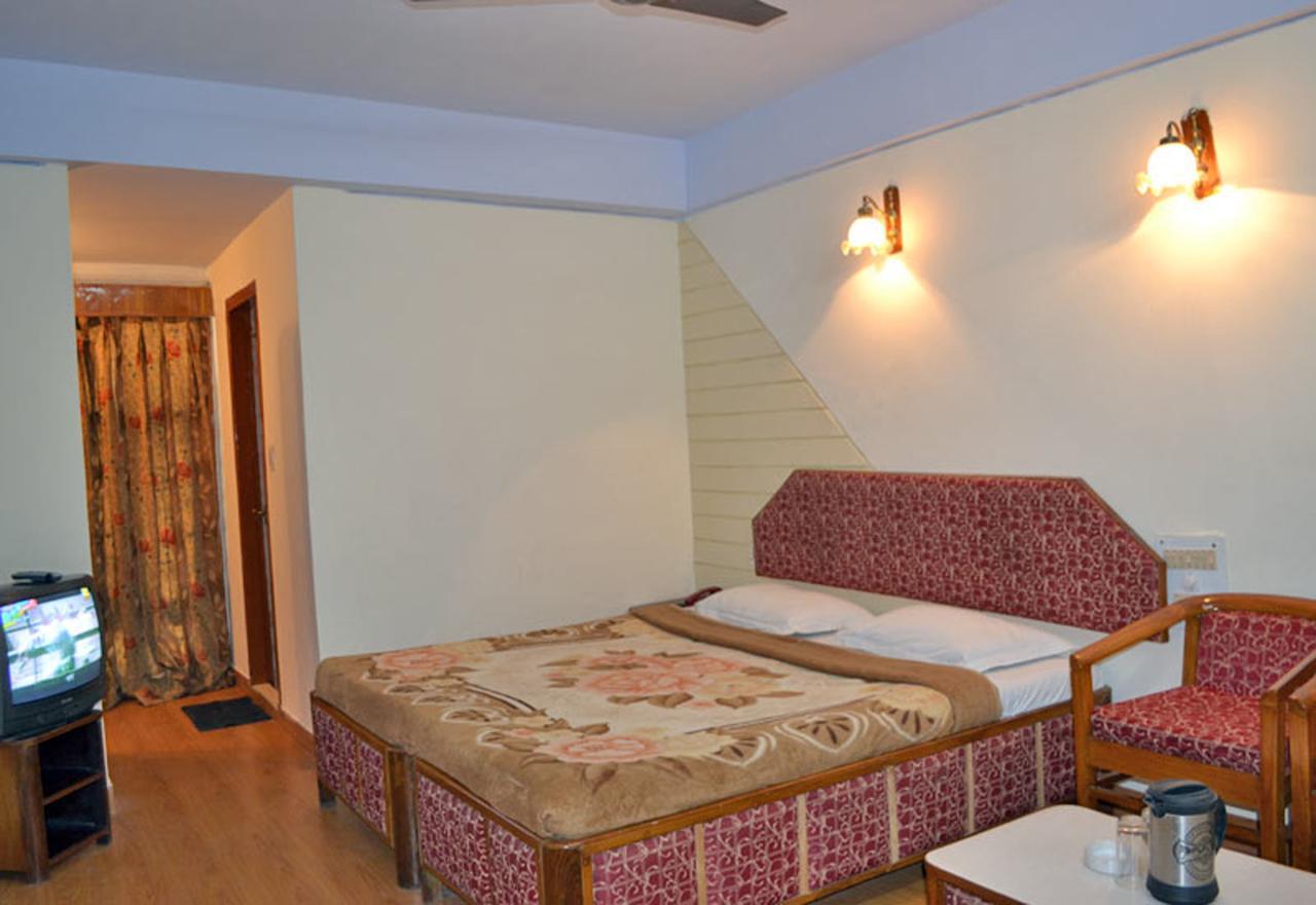 Hotel Radhe Continental Nainital Εξωτερικό φωτογραφία