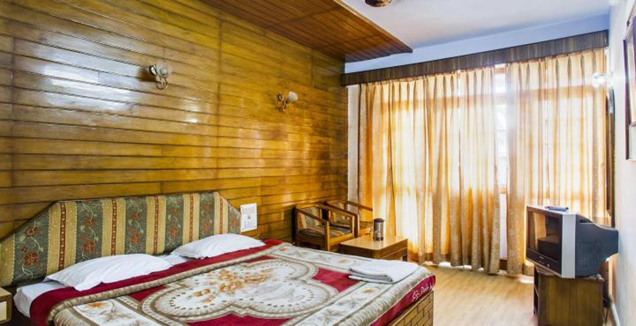 Hotel Radhe Continental Nainital Εξωτερικό φωτογραφία