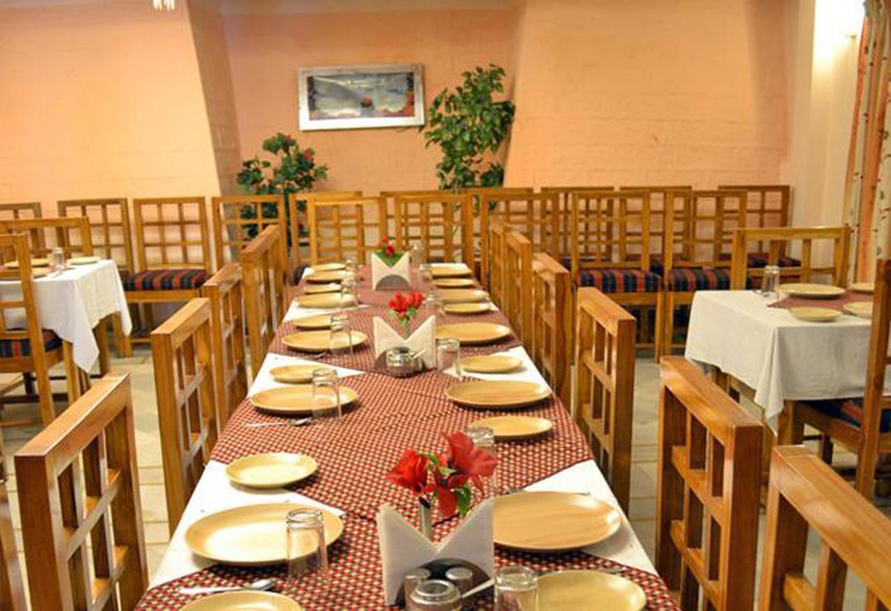 Hotel Radhe Continental Nainital Εξωτερικό φωτογραφία